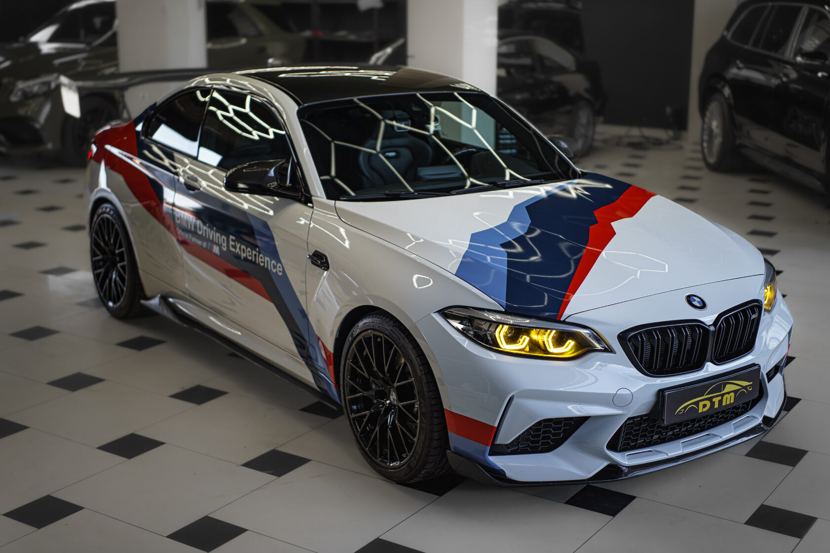 Детейлинг интерьера BMW