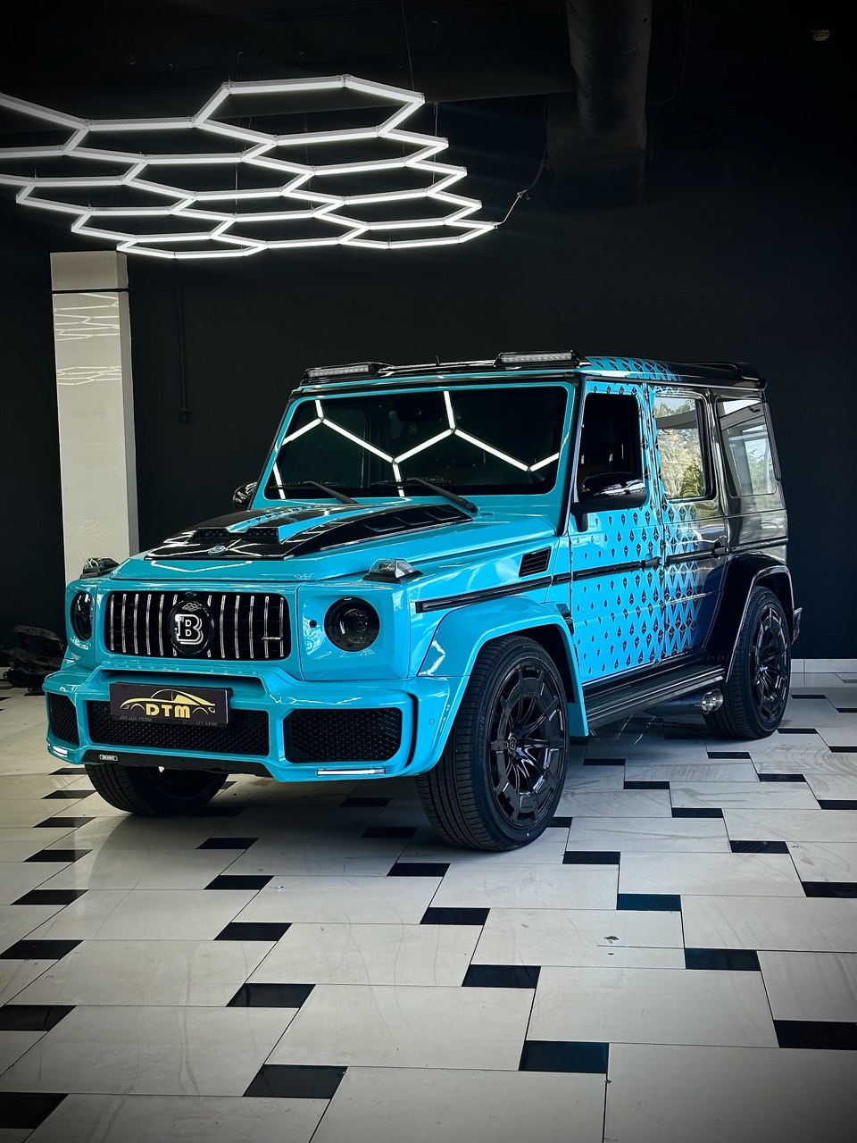 Оклейка плёнкой Brabus